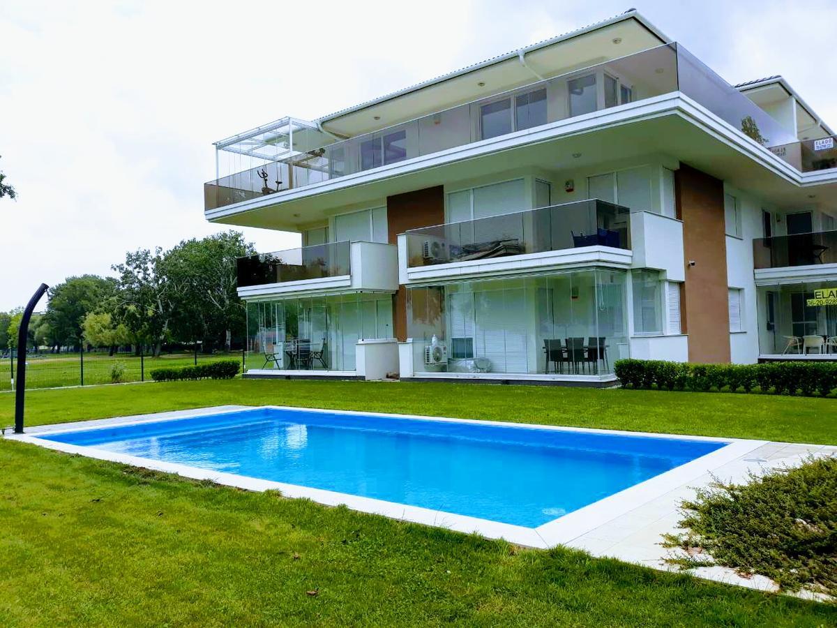 Elegant Apartman Шиофок Экстерьер фото